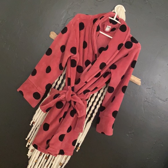 Victoria secret pink robe - Picture 3 of 4